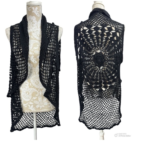 Black Crochet Circle Cardigan Vest Hippie Boho Whimsigoth Sweater One Size - Picture 1 of 4